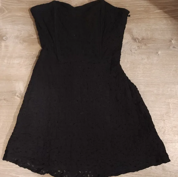 Forever 21 | Dresses | Forever2 Black Straplesstube Lace Dress | Poshmark